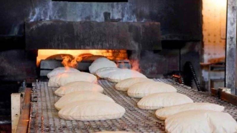 فقدان مادة الطحين في افران النبطية