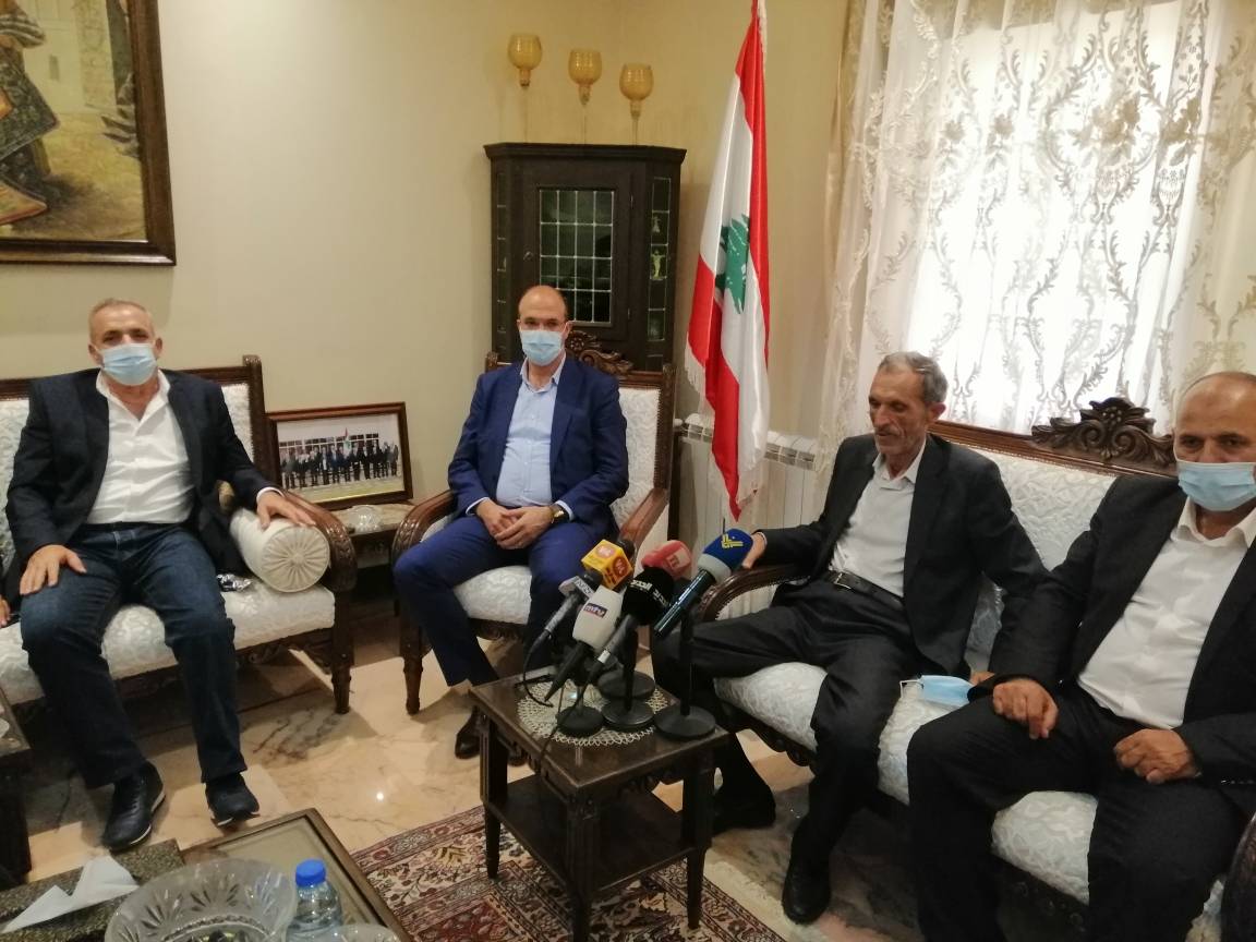 حسن: يجب ألا يكون الدواء موضوع تجاذب والحملة في هذا الملف غير بريئة