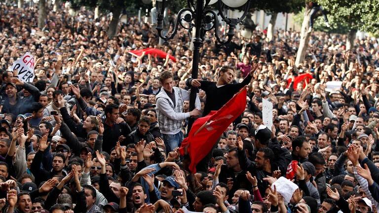 ما الفتوى التي أصدرها اتحاد علماء المسلمين حول قرار الرئيس التونسي؟