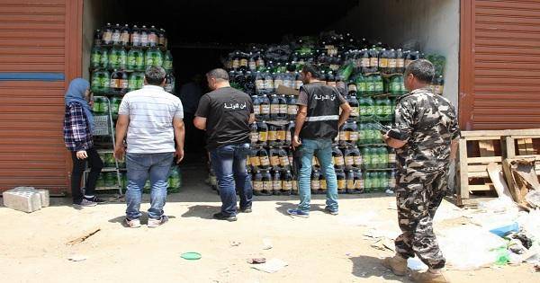 مراقبو الاقتصاد يداهمون مستودعات المواد الغذائية