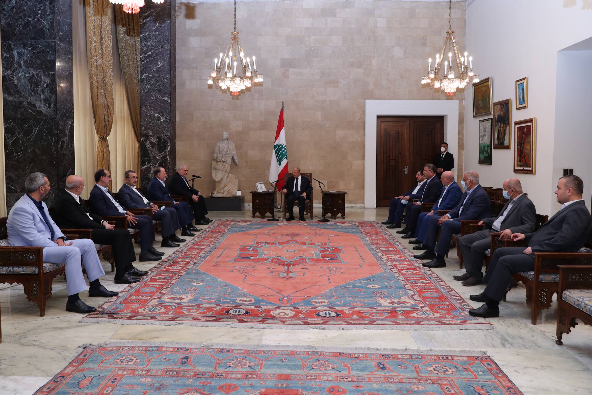 9 اشهر من التعطيل خسّرت حارة حريك سياسياً وشعبياً
مُقاربة جديدة لحزب الله.. ولا تفاصيل حكومية بين ميقاتي والخليل