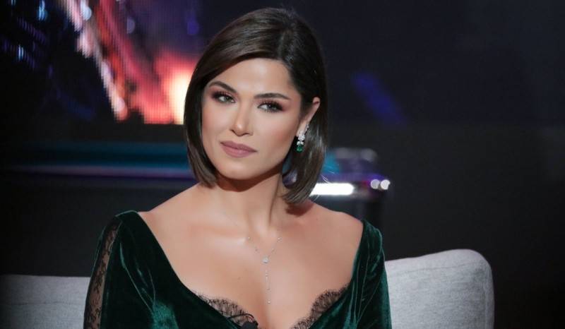 بالفيديو- خطأ طريف من إعلامية الـ"MTV": "أهلاً بكم إلى هذه النشرة من الـLBC"