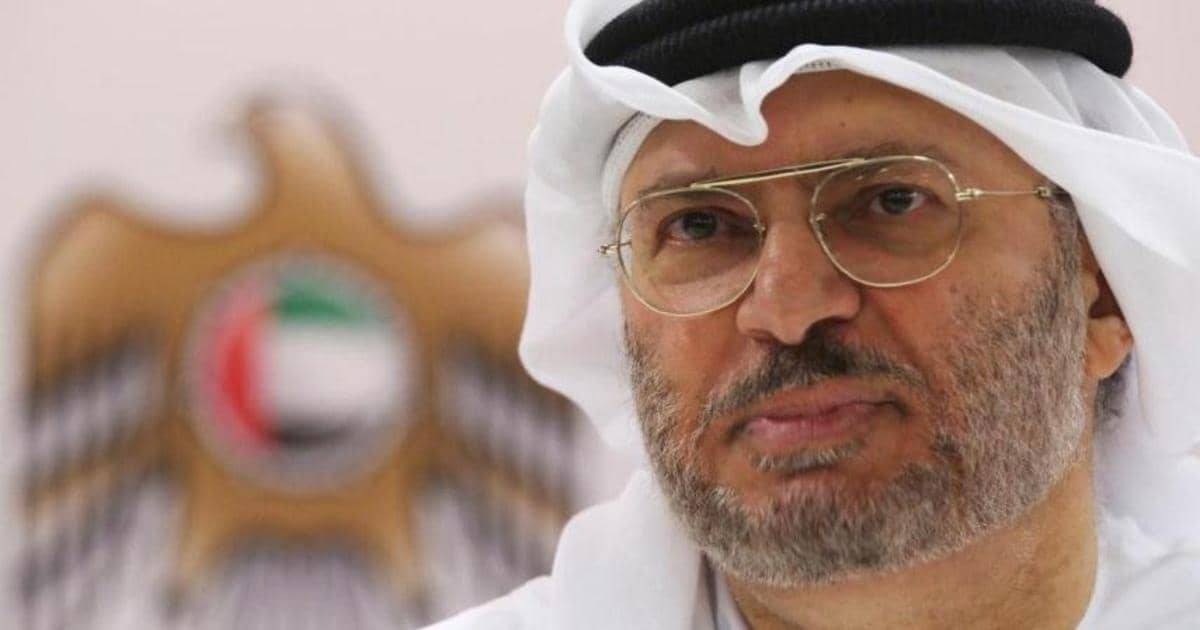 قرقاش يردّ على "كل من يتجرأ على اسم الإمارات"
