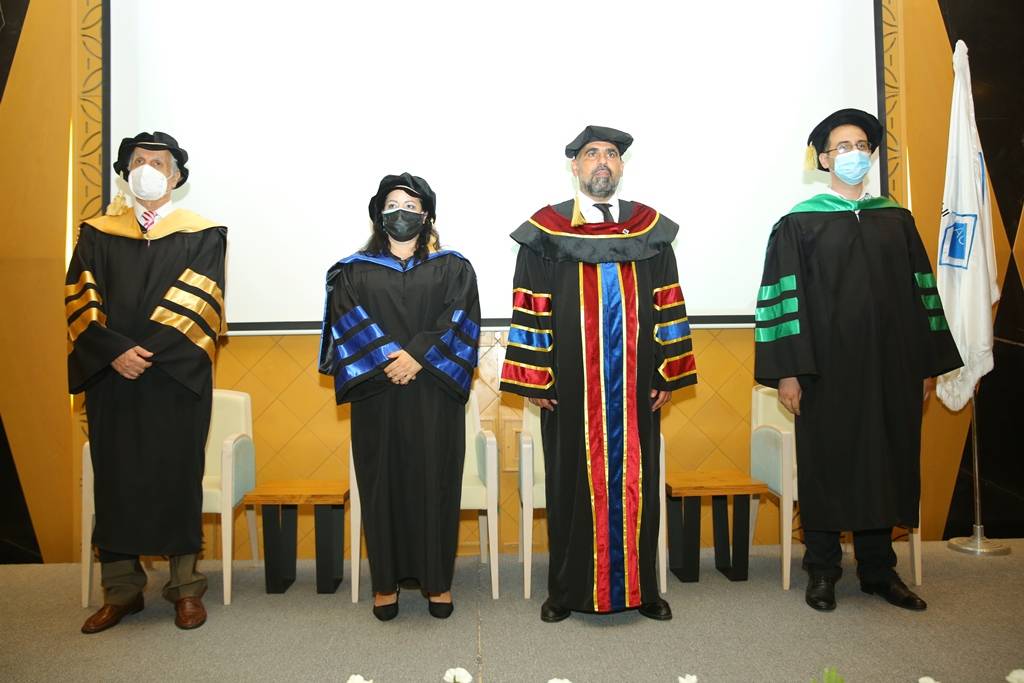 الجامعة الأميركية للثقافة والتعليم خرجت طلابها