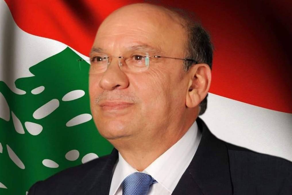 تشييع مصطفى الحسيني بمشاركة ممثلين عن الرؤساء