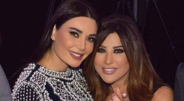 سيرين عبد النور تغازل نجوى كرم.. وهي ترد