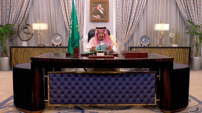 الملك سلمان وولي عهده يهنئان ملك المغرب بذكرى توليه مهام الحكم في بلاده