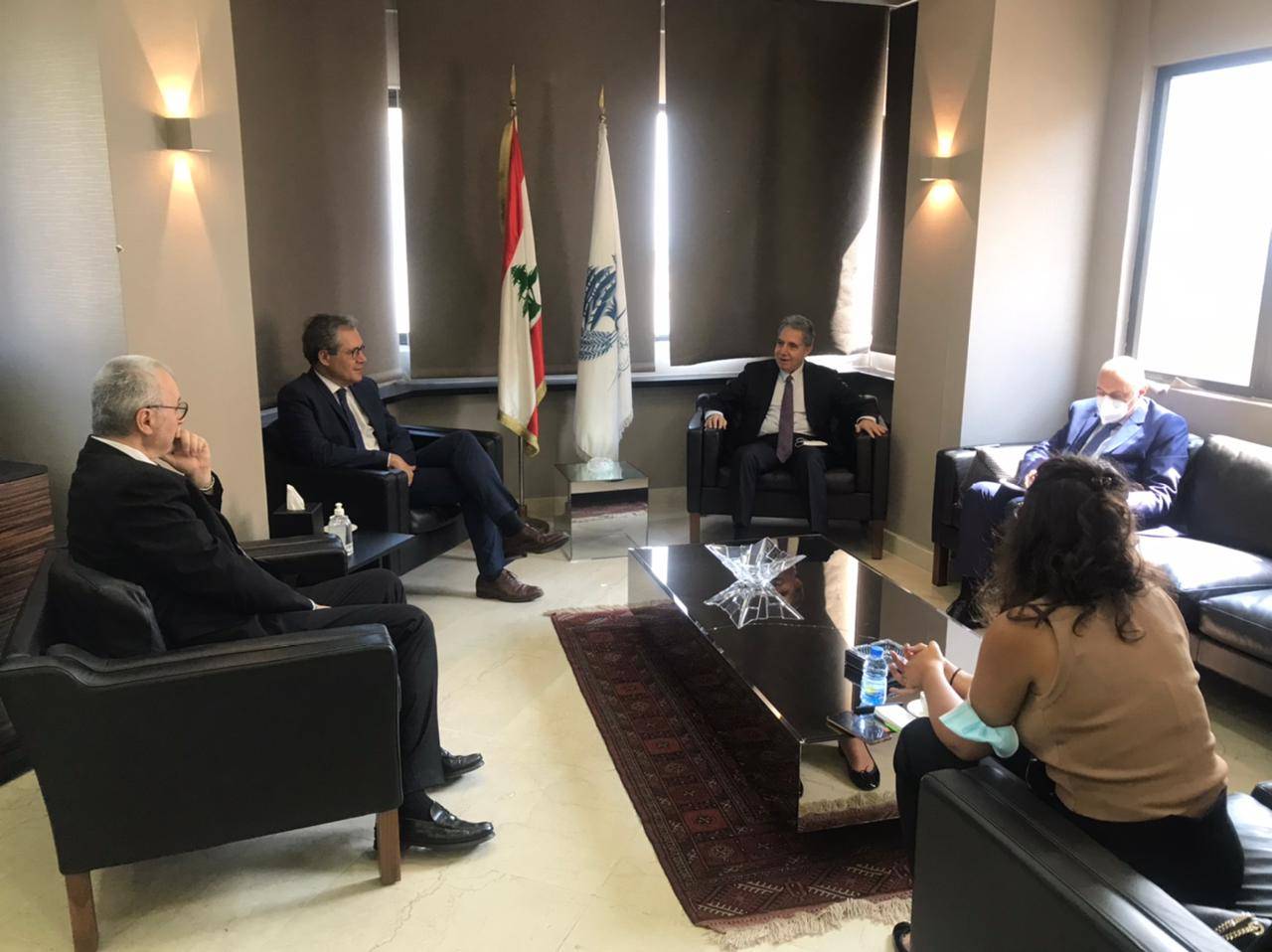 وزني استقبل مدير الدائرة الاقتصادية الإقليمية في السفارة الفرنسية