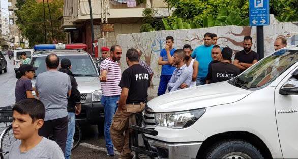 قطع طريق حي الست نفيسة في صيدا احتجاجا على انقطاع الكهرباء