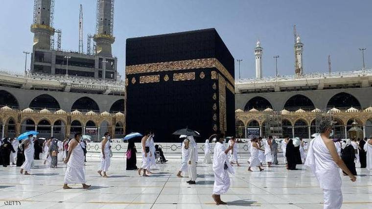 السعودية تعلن عن موعد استقبال المعتمرين