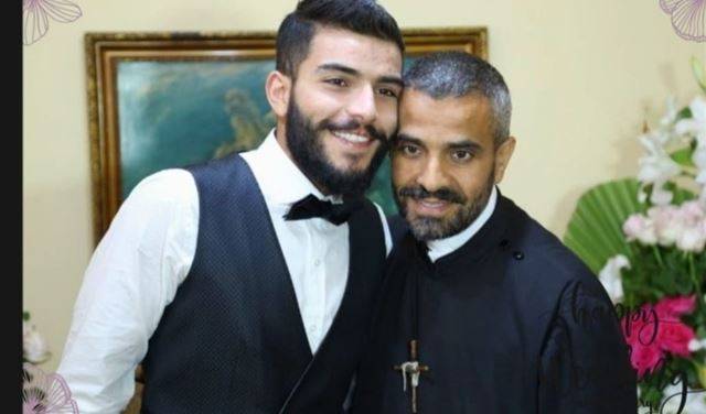 “الله يهنيك”… الاب علاوي يستذكر نجله بكلمات مؤثرة