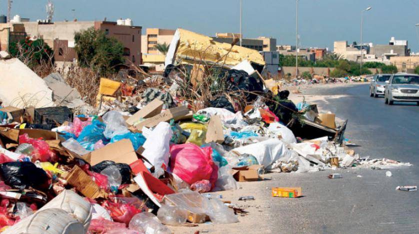 فلتان في الطرقات والنفايات أزمة أخرى في طرابلس ...