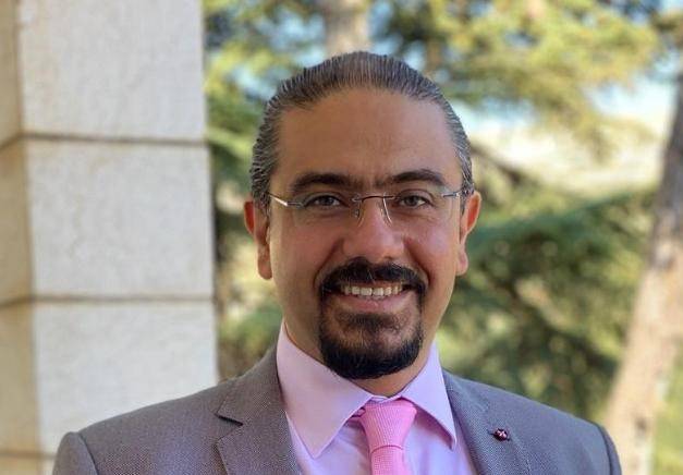 فادي بدر يعلن عن اطلاق برنامج التوجيه المهني