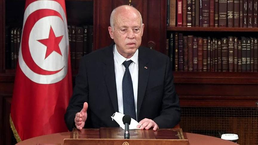 الرئيس التونسي ينهي مهام 3 ولاة جدد