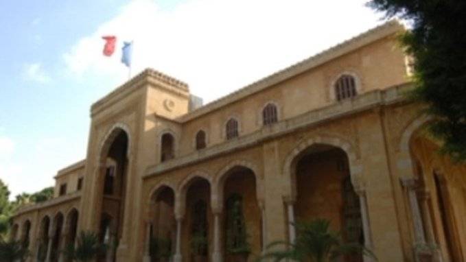 السفارة الفرنسية: سنبقى إلى جانب جميع اللبنانيين واللبنانيات