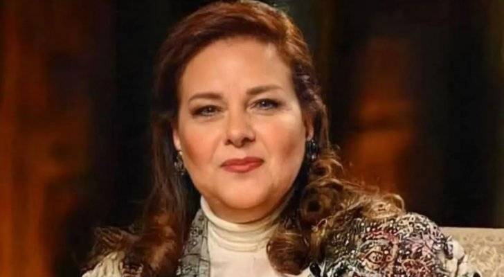 ماغي بو غصن وعمرو دياب وهاني شاكر وعامر زيان ومحمد هنيدي يعزون برحيل دلال عبد العزيز