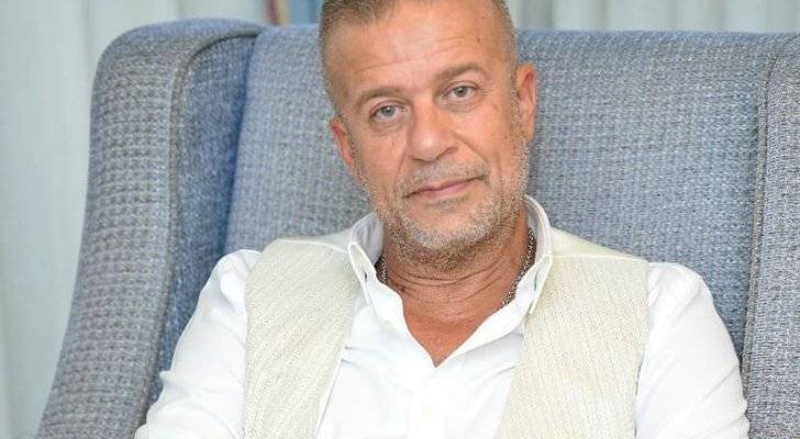 ظهور نادر لإبن شريف منير