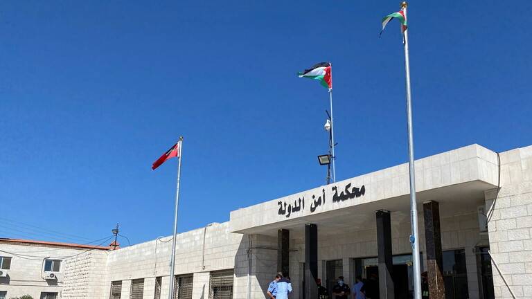 محامي باسم عوض الله يقدّم الطعن في قرار محكمة أمن الدولة بـ"قضية الفتنة" إلى محكمة التمييز