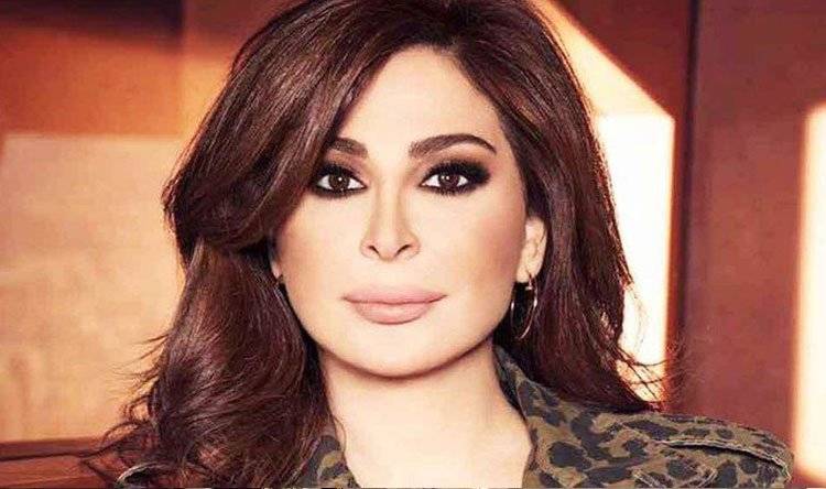 إليسا تتراجع عن قرارها والسبب؟