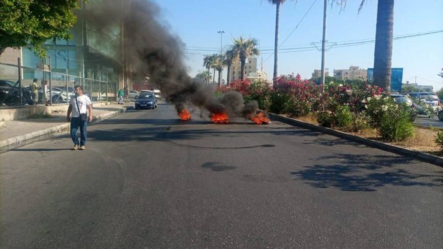 قطع طريق مدخل صيدا الشمالي