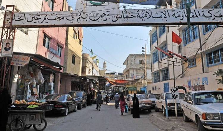 جريح بانفجار قنبلة ليلاً في عين الحلوة