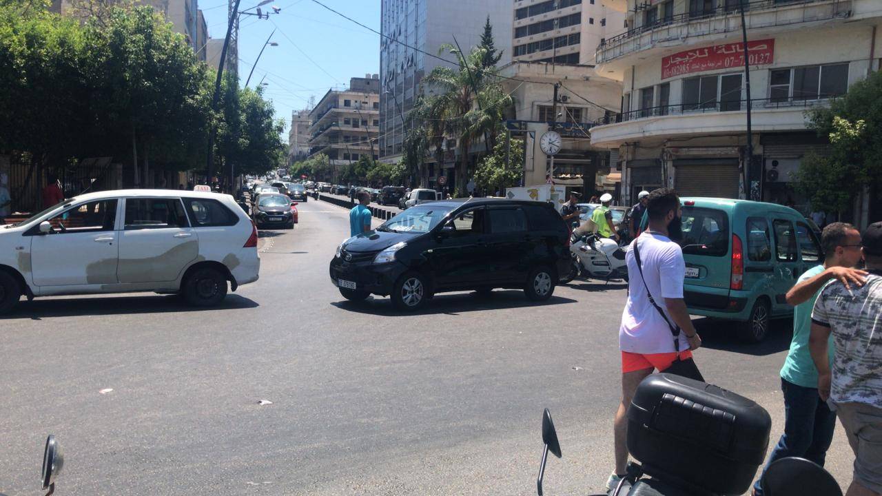 اقفال ساحة النجمة في صيدا استنكارا لرفع الدعم