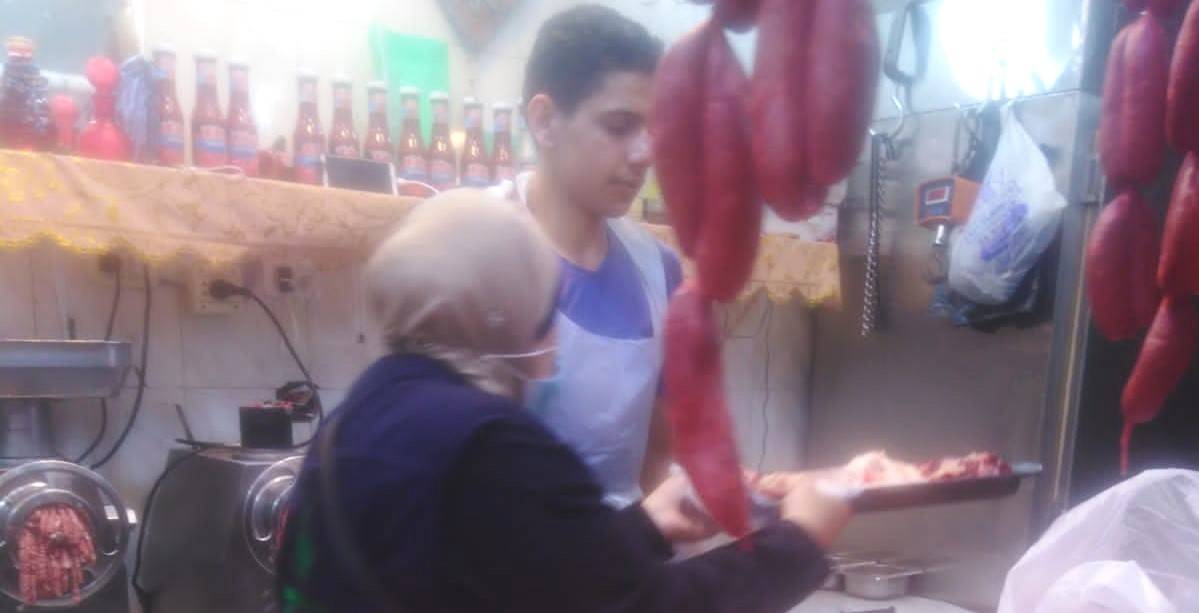بلدية طرابلس أقفلت ملحمة في سوق العطارين