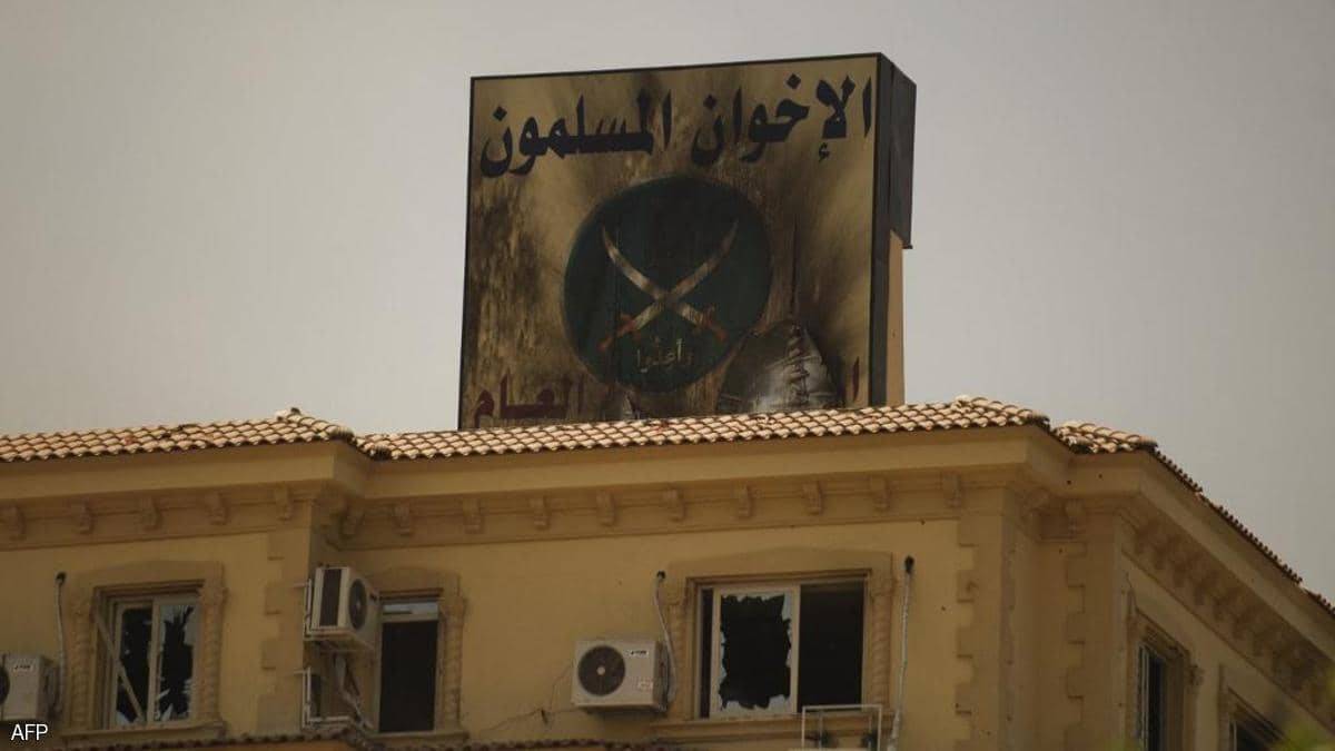 مصر تحاصر الإخوان بأحكام قضائية جديدة