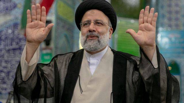 رئيسي: التعاون مع تركيا ضروري