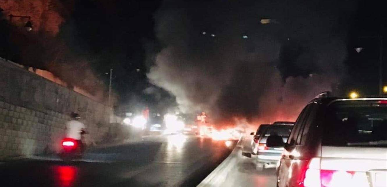قطع الطريق في المحمرة احتجاجا على انقطاع الكهرباء