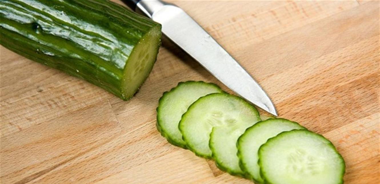 تناول الخيار على معدة فارغة يقي من فيروس كورونا!؟