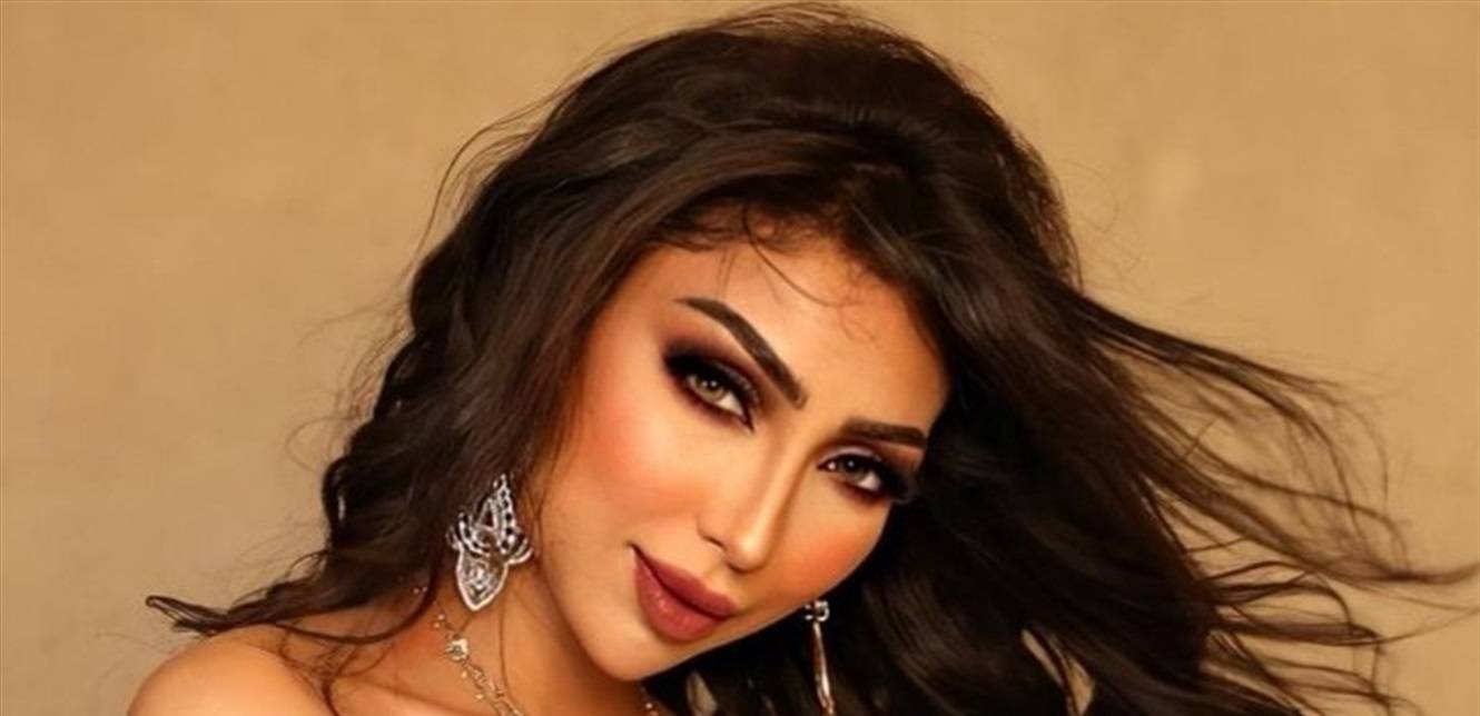 مجدداً...دنيا بطمة تصدم المتابعين بهذه الإطلالة (صور)