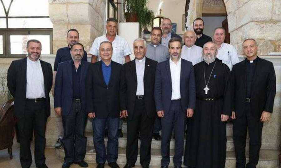 معوض يبحث سبل التعاون مع الرهبنة الأنطونية