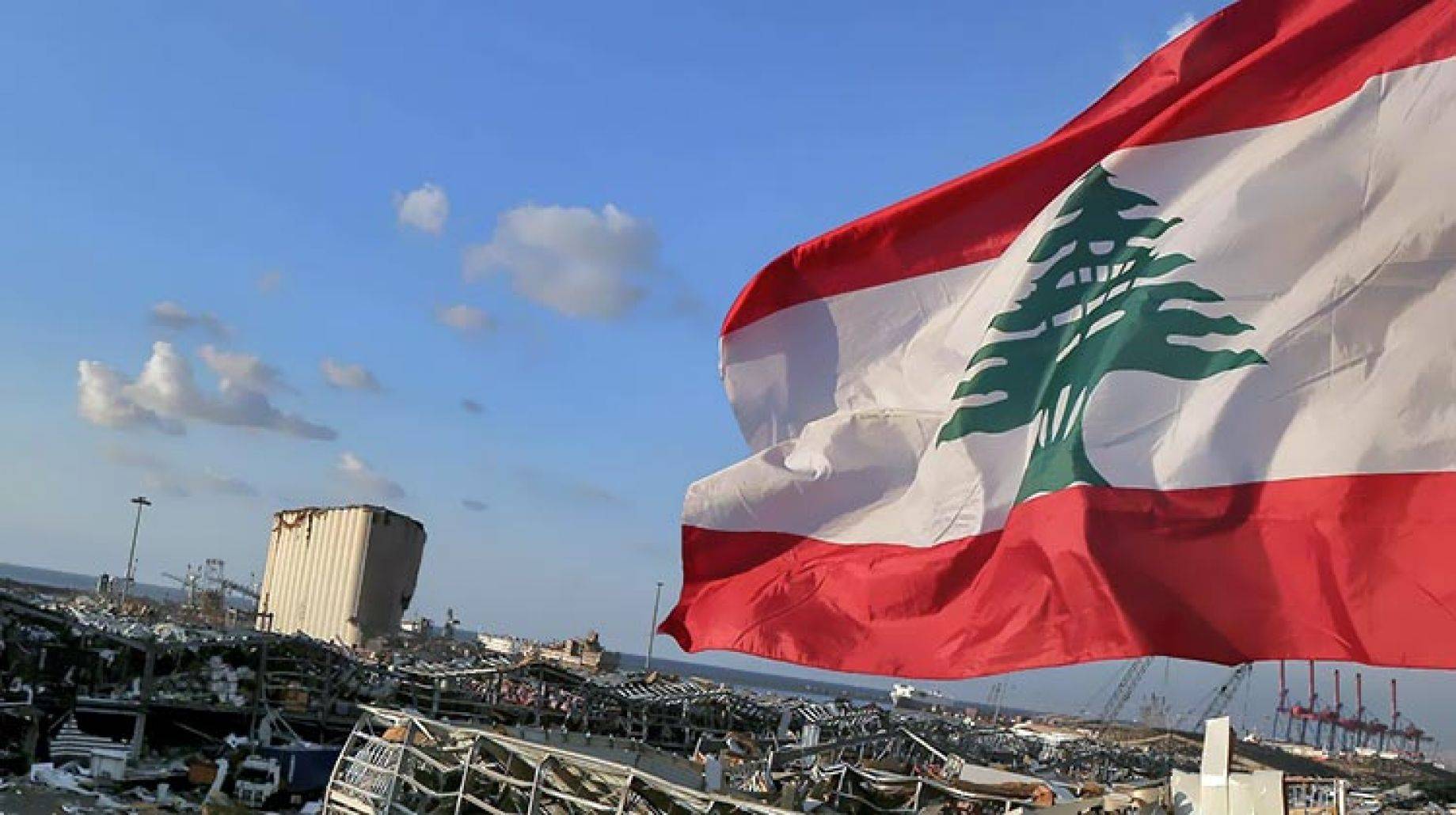 لبنان على أبواب مرحلة أمنية خطرة...
حزب الله «مُتوجّس» من الأفخاخ الداخلية