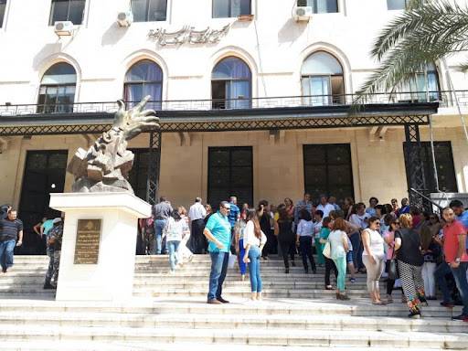وقفة للهيئة الزحلية لمتابعة ملف كهرباء زحلة