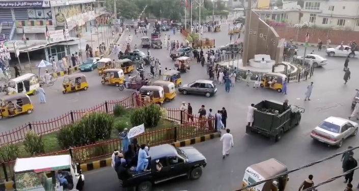 فوضى في مطار كابول… إليكم الفاصيل…