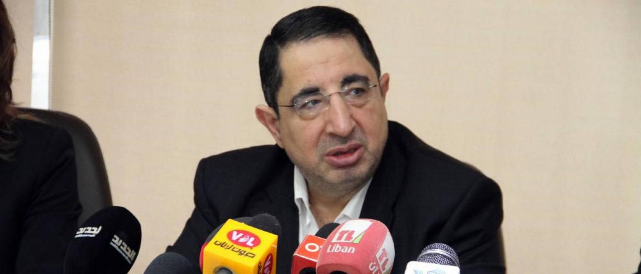 الحاج حسن: هناك عمل لتأليب بيئة المقاومة