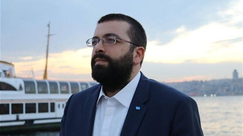 أحمد الحريري لعون: الفتن ملّت منك... إرحل