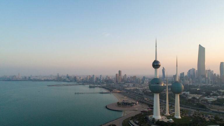وفاة 3 عمال وافدين جراء حريق في الكويت