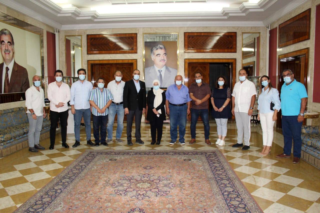 الحريري: المرحلة تستدعي منا البقاء الى جانب الناس