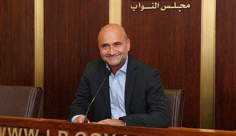 أبي رميا: كفى مهاترات.. كفى!