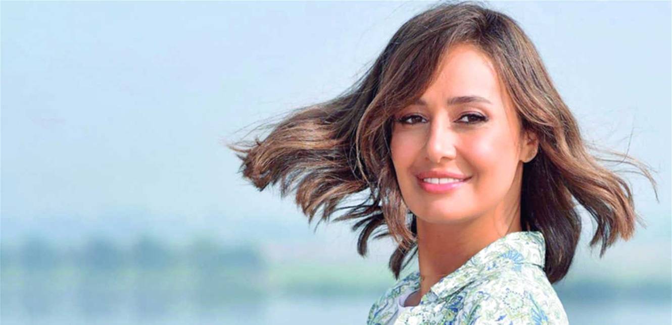 بعد انتشار صورة جريئة لها.. حلا شيحة ترد