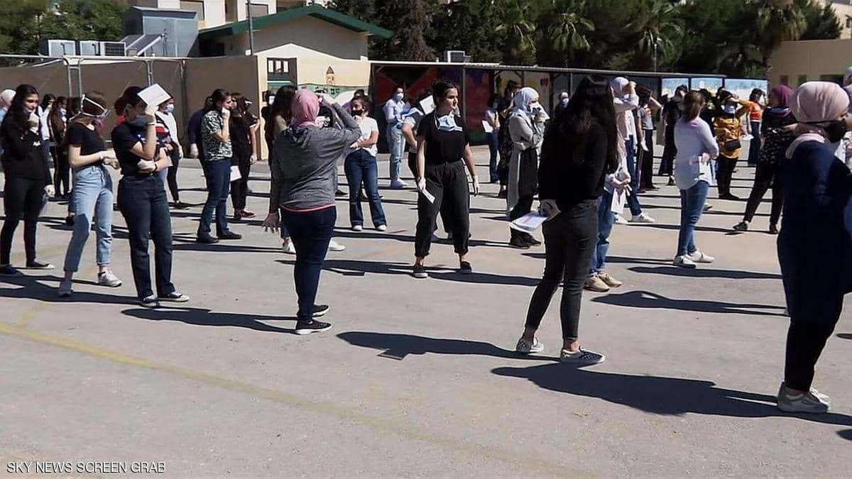 رسب في الثانوية العامة بمصر.. فأنهى حياته