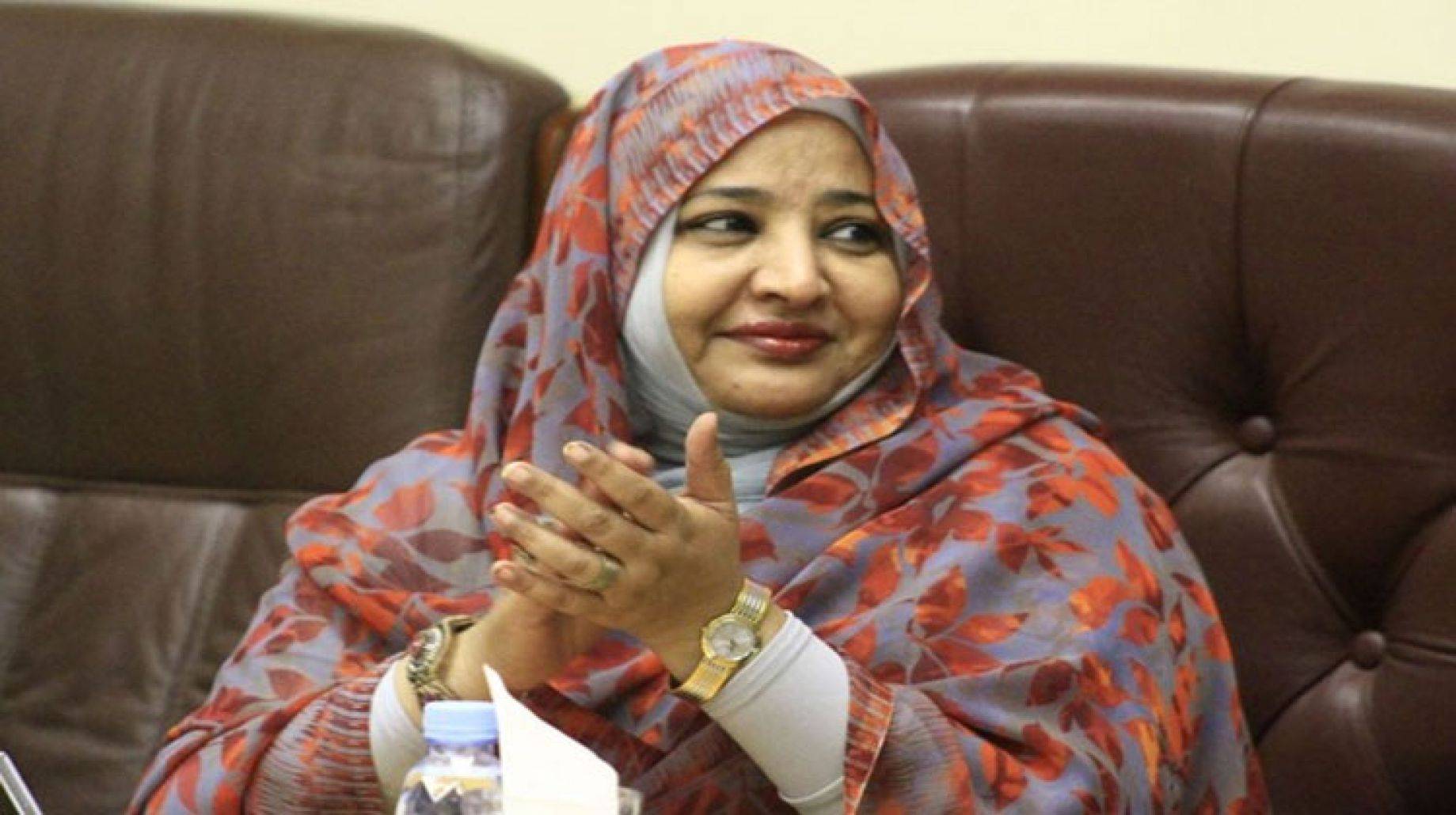 النائب العام السوداني يتسلم نتائج التحقيق مع زوجة البشير