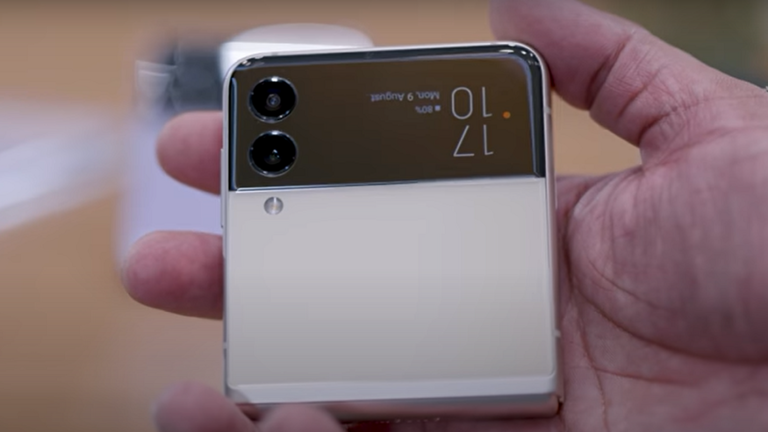 تعرف على Galaxy Z Flip3 الجديد من سامسونغ