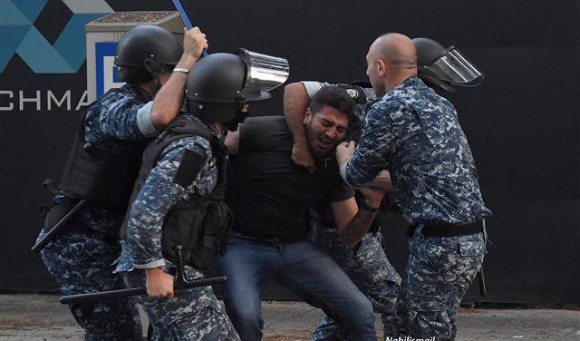 التحقيقات تتواصل مع نون.. وقطع أوتوستراد جبيل اعتراضاً على توقيفه