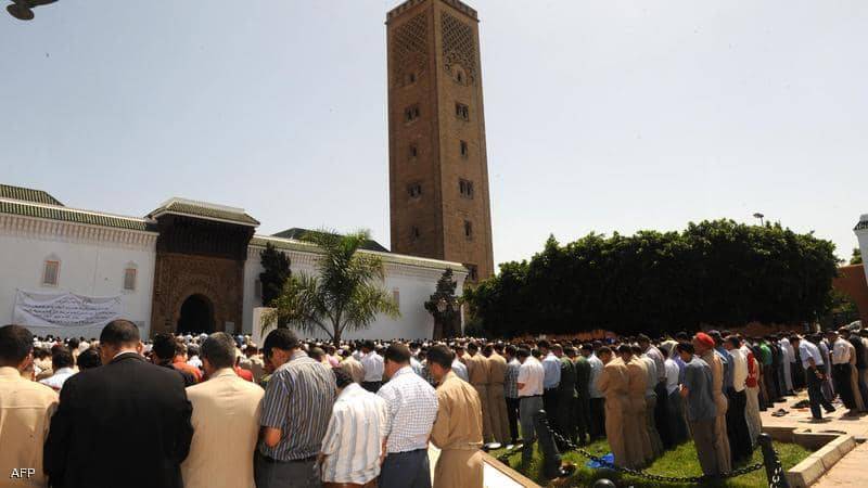 قبيل انتخابات المغرب.. تحذير حكومي من "استغلال المساجد"