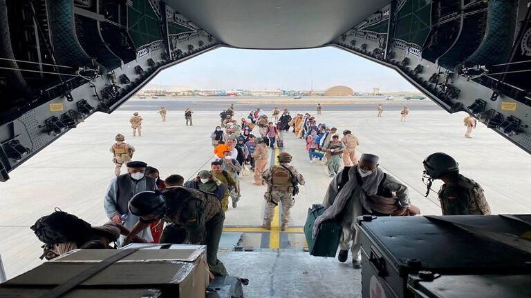 الولايات المتحدة أجلت 3000 شخص من أفغانستان في يوم واحد