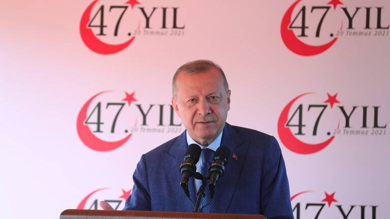 رئيس الوزراء اليوناني يبحث مع أردوغان التطورات في أفغانستان