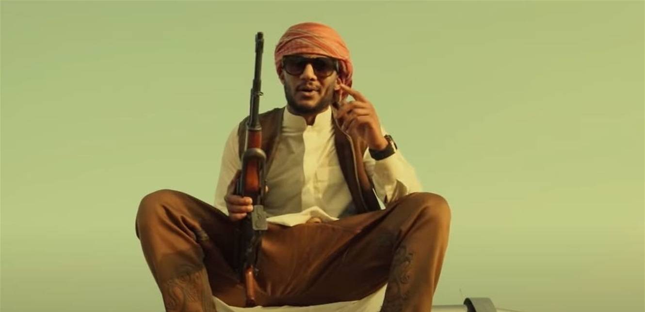 سلاح محمد رمضان يثير ضجة.. وبلاغ ضده! (فيديو)